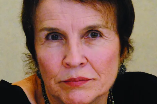 Council 31 Executive Director Roberta Lynch