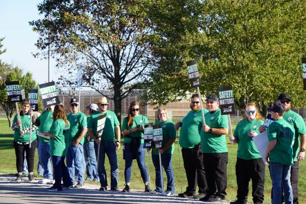 Robinson Correctional Center employees on the picket line.