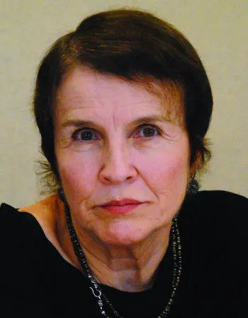 Council 31 Executive Director Roberta Lynch